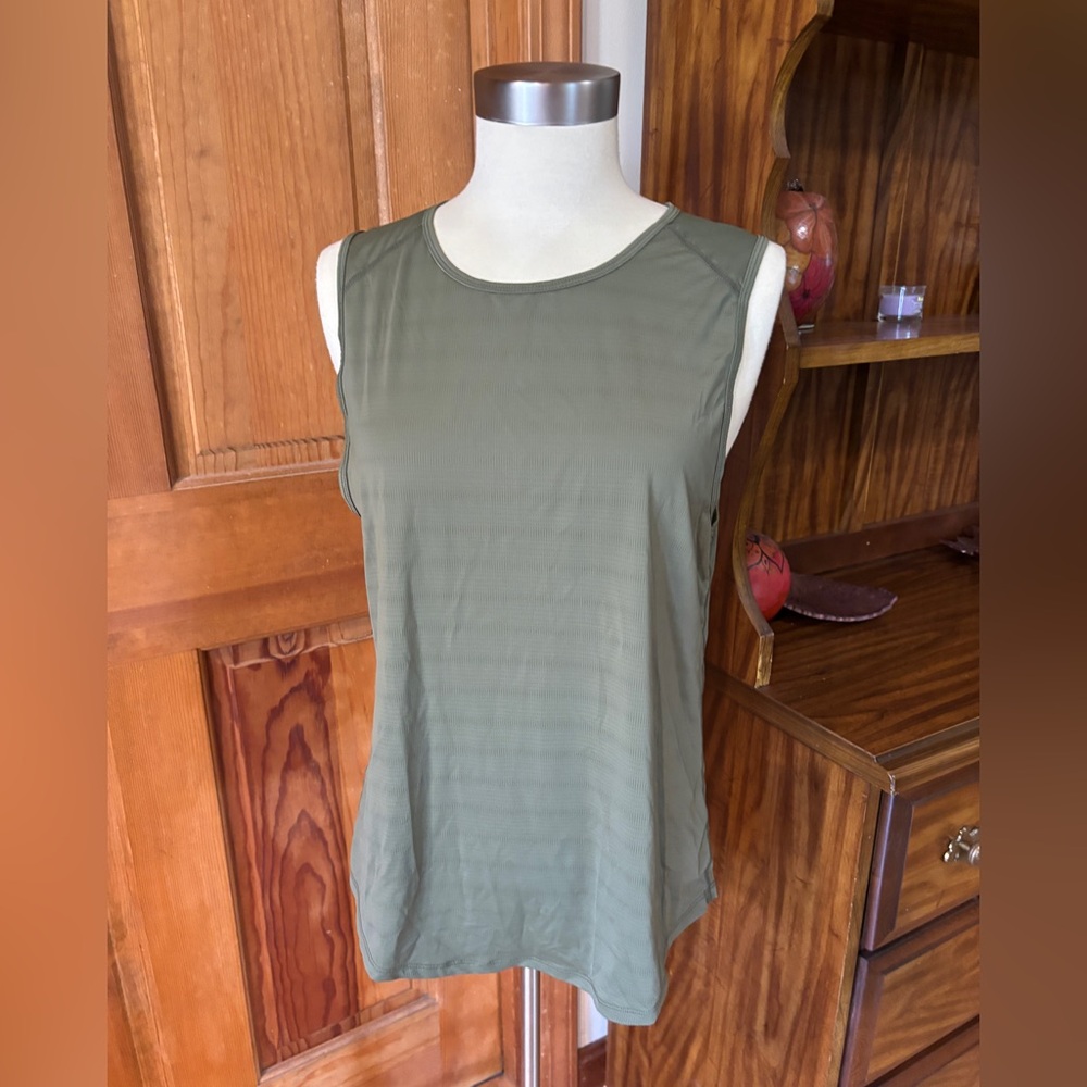 Zyia Olive Green Sleeveless Athletic Tank M